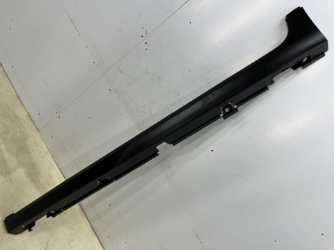 Nakładka progu Citroen C3 III 16-24r. LEWA listwa progowa zewnętrzna lewy próg 9813817480