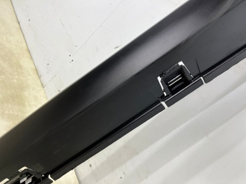 Nakładka progu Citroen C3 III 16-24r. LEWA listwa progowa zewnętrzna lewy próg 9813817480