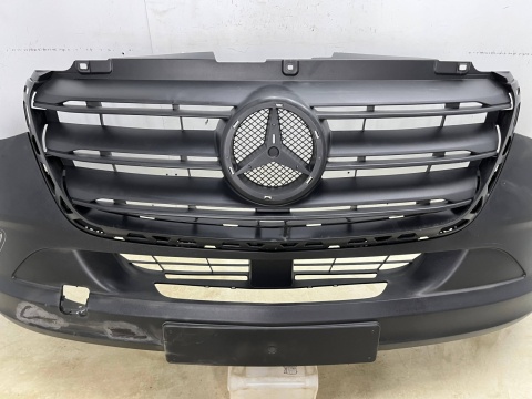 Zderzak przedni Mercedes W910 W907 Sprinter 3 III 18r.- przód A9108850000