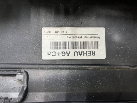 Zderzak tylny Mercedes W212 E-Klasa Sedan 09-13r. Przedlift tył 4XPDC A2128850225