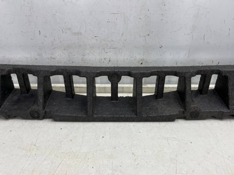 Absorber zderzaka VW Passat B8 14-17r. przednia belka pianka styropian przód 3g0807251