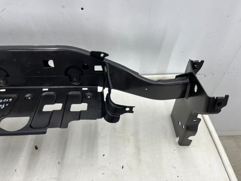 Belka zderzaka Mercedes w470 X-klasa 15-22r. tylne wzmocnienie zderzaka stopień bagażnika belka tył 850105xa1a