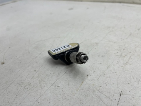 Czujnik ciśnienia Mercedes czujnik powietrza w oponie koła a0009054104