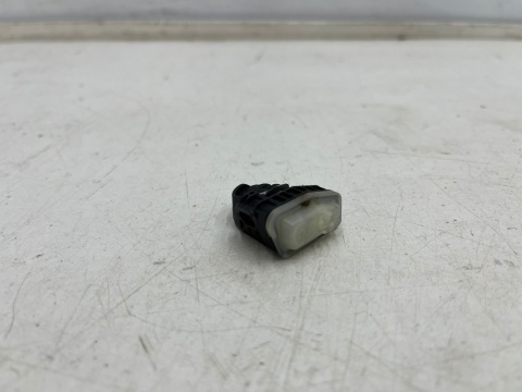 Czujnik ciśnienia Opel Insignia A Astra J Mokka Volt Cruze Camaro czujnik powietrza w oponie koła 13598773