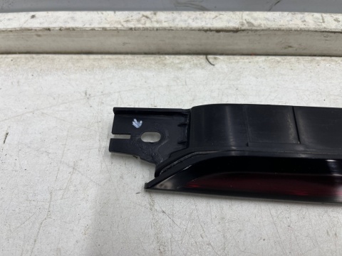 Lampa BMW X5 G05 18r.- trzecie dodatkowe światło stop w spoiler klapy bagażnika 749136507