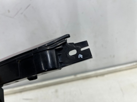 Lampa BMW X5 G05 18r.- trzecie dodatkowe światło stop w spoiler klapy bagażnika 749136507