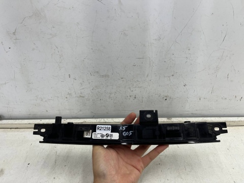 Lampa BMW X5 G05 18r.- trzecie dodatkowe światło stop w spoiler klapy bagażnika 749136507