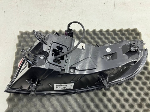 Lampa Porsche Macan I 95b LIFT 18r.- LEWA tylna w błotnik ORYGINALNA lewy tył Europa 95b945091l