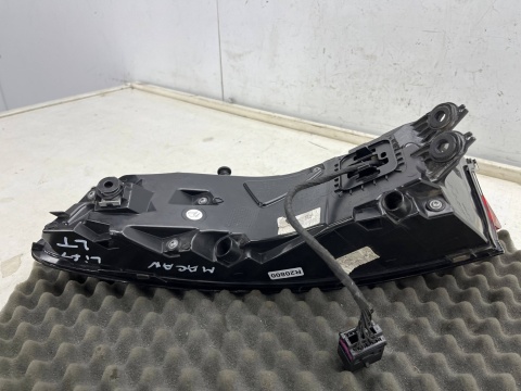 Lampa Porsche Macan I 95b LIFT 18r.- LEWA tylna w błotnik ORYGINALNA lewy tył Europa 95b945091l