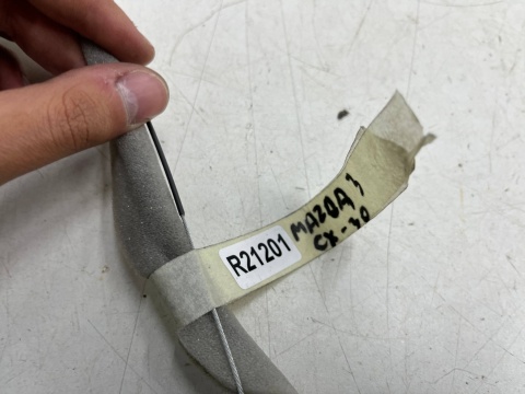 Linka klapki wlewu paliwa Mazda CX-30 CX30 Mazda 3 IV BP HB sedan 19r.- wiązka silniczka otwierania bcka-67-sh0a