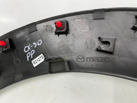 Listwa Mazda CX-30 CX30 2019r.- prawa przednia nakładka rant błotnika prawy przód dfr5-51w21