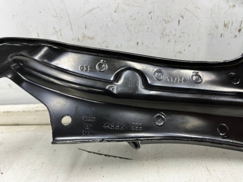 Mocowanie błotnika Audi A7 C8 Sportback II 18-25r. NOWE prawe przednie mocowanie błotnika wspornik podpora prawy przód