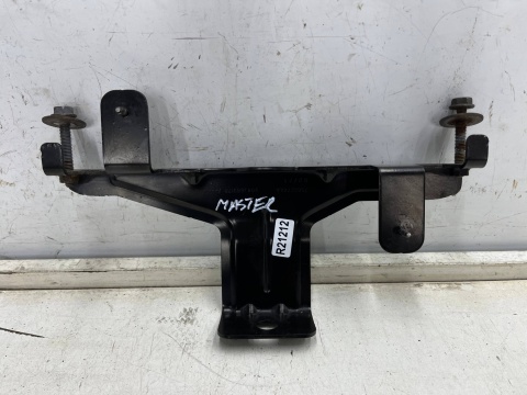 Mocowanie zbiornika Opel Movano B Master III NV400 10r.- łapa zbiornika baku AdBlue 204368917r