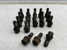 Śruby do felg alumiowych Opel Suzuki M12x1,5 Stożkowe długość gwintu 22mm. śruba do kół komplet 20 sztuk na klucz 17