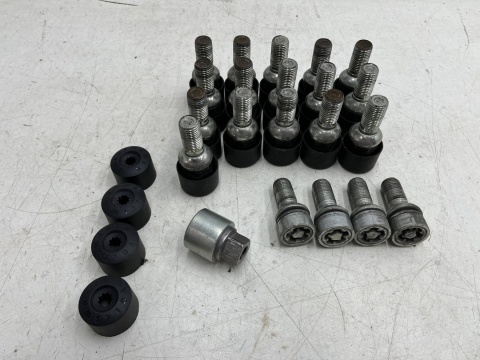 Śruby do felg stalowych VW Volkswagen Audi Seat Skoda sferyczne zabezpieczające antykradzieżowe kapsle do kół komplet 20 sztuk