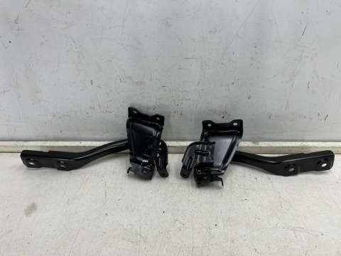 Zawias maski Suzuki Swift 6 VI MK8 17-24r. NOWE zawiasy pokrywy silnika lewy prawy komplet 57410-52r00 57420-52r00