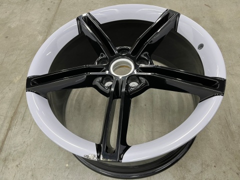 Felga Porsche Taycan 9,5jx21 H2 ET60 5x130 pojedyncza sztuka 21 cali oryginalna 9j1601025aa