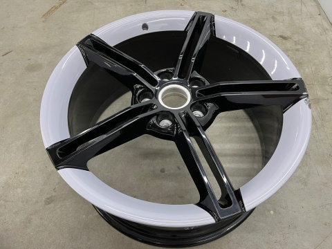 Felga Porsche Taycan 9,5jx21 H2 ET60 5x130 pojedyncza sztuka 21 cali oryginalna 9j1601025aa