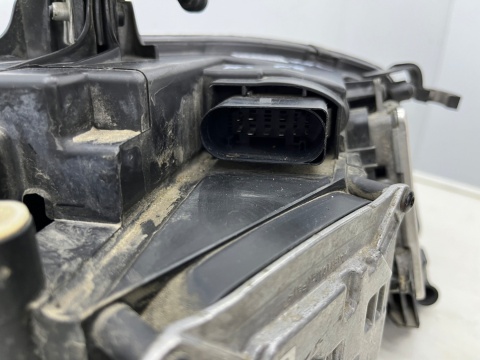 Lampa reflektor Audi A4 B8 07-11r. LEWA PRAWA przednia kompletna BI Xenon BiXsenon nieskrętny Europa oryginal Tuning KOMPLET