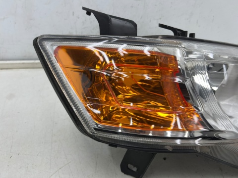 Lampa reflektor Mitsubishi Colt 6 VI Z30 LIFT 08-12r. PRAWA przednia ORYGINALNA prawy przód EUROPA 8301b180