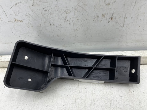 Ślizg Opel Zafira C Zafira Tourer 12-19r. NOWE lewe tylne mocowanie zderzaka wspornik lewy tył 13300747
