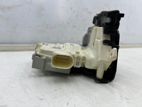 Zamek drzwi Audi A4 B9 8w A6 C7 A3 8v Q3 8u Q7 4m Q5 Touareg Audi Q5 A5 8w 15-24r. LEWY tylny zamek drzwi lewy tył 4g0839015h