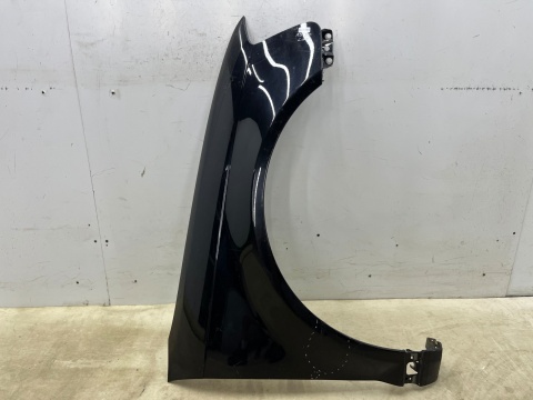 Błotnik Audi A3 8P 08-13r. Lift prawy przedni prawy przód 