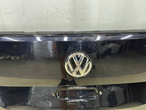 Klapa bagażnika VW Transporter T6 T6.1 Multivan 15-21r. tylna 7E5827105C