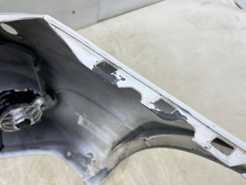 Zderzak przedni BMW 5 E60 E61 M-Pakiet 03-10r. przód 4XPDC spryski 7896582