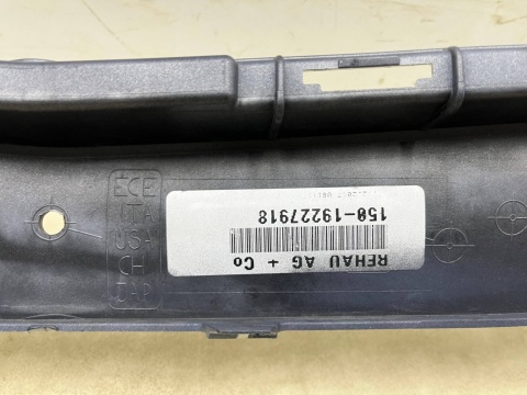 Zderzak przedni Mercedes W213 S213 E-klasa T-Modell 16-20r. Przedlift przód 6XPDC A2138850038