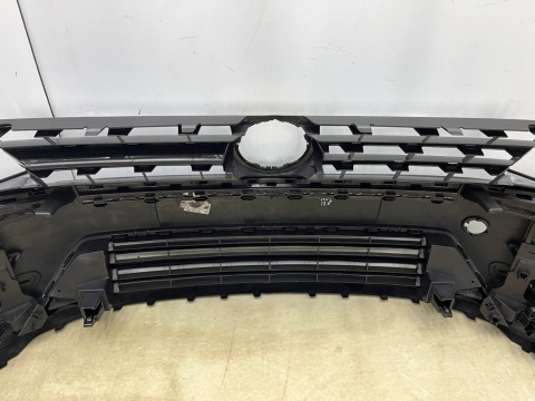 Zderzak przedni VW Caddy 3 III 15-20r. Lift przód 2K5807221K