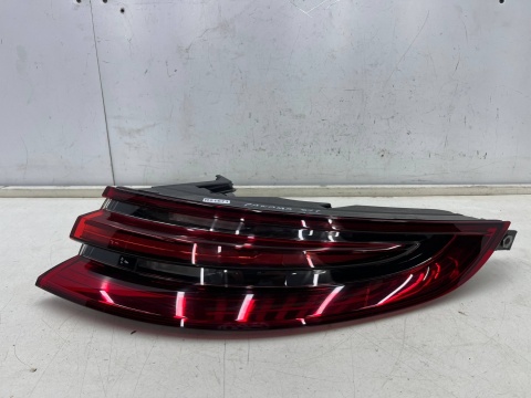 Lampa Porsche Panamera II 971 16-20r. PRAWA tylna w błotnik ORYGINALNA prawy tył Europa 971945092b