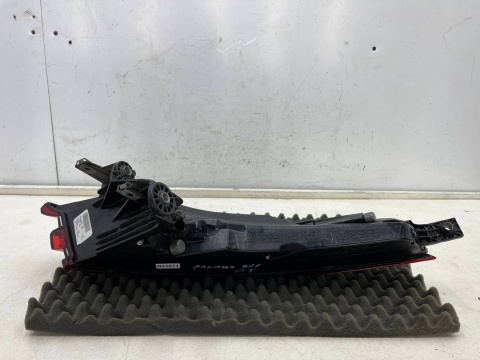 Lampa Porsche Panamera II 971 16-20r. PRAWA tylna w błotnik ORYGINALNA prawy tył Europa 971945092b