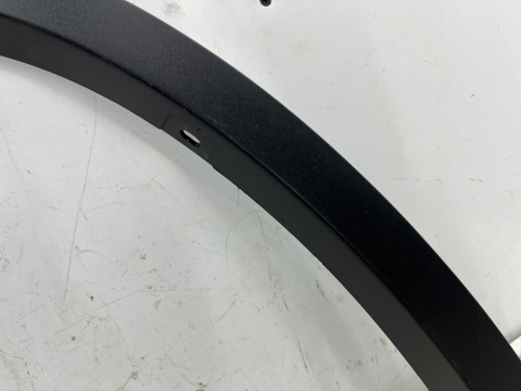Listwa BMW X1 F48 15-22r. lewy przedni rant nadkola błotnika zderzaka nakładka lewy przód 7332337