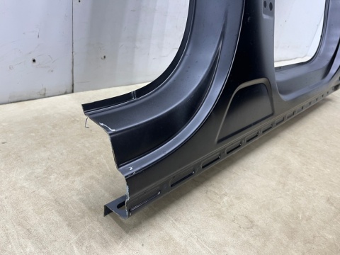 Poszycie VW Tiguan 2 II 5na 16-24r. NOWY lewy próg ĆWIARTKA środkowy słupek 5na809835