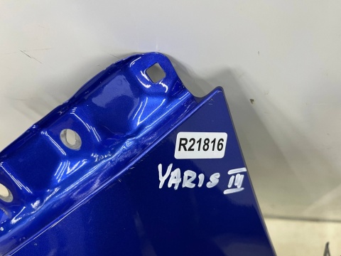 Błotnik Toyota Yaris XP130 3 III 11-20r. lewy przedni lewy przód 