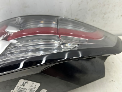 Lampa Land Rover Discovery Sport L550 14-19r. PRAWA tylna w błotnik oryginalna Full LED Europa fk72-13404-cg