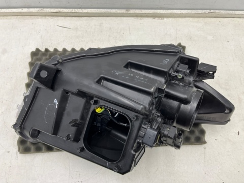 Lampa reflektor Ford Mustang 4 VI 14-17r. LED LEWA przednia lewy przód EU fr3b-13006-b fr3b-13006-c