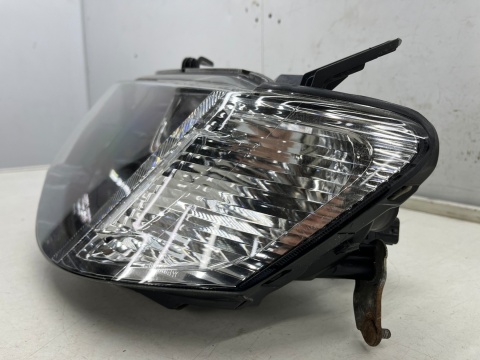Lampa reflektor Mitsubishi L200 KA KB 05-10r. LEWA przednia H4 oryginalna lewy przód EU 8301b461