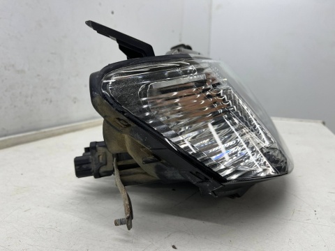 Lampa reflektor Mitsubishi L200 KA KB 05-10r. PRAWA przednia H4 oryginalna prawy przód EU 8301b462