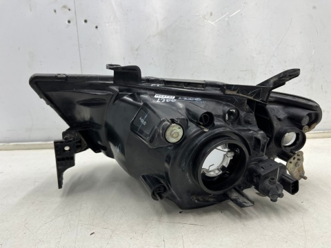 Lampa reflektor Mitsubishi L200 KA KB 05-10r. PRAWA przednia H4 oryginalna prawy przód EU 8301b462