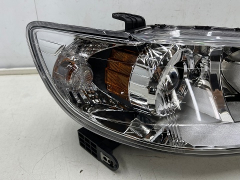 Lampa reflektor Subaru Tribeca LIFT 07-14r. NOWA prawa przednia kompletna Xenon Xsenon Europa oryginal PRAWY przód