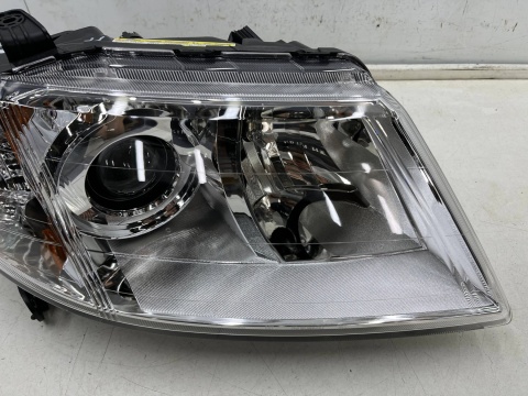 Lampa reflektor Subaru Tribeca LIFT 07-14r. NOWA prawa przednia kompletna Xenon Xsenon Europa oryginal PRAWY przód