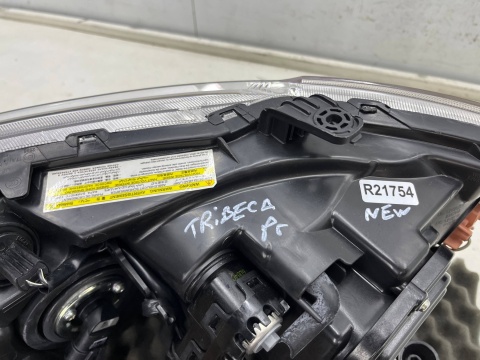 Lampa reflektor Subaru Tribeca LIFT 07-14r. NOWA prawa przednia kompletna Xenon Xsenon Europa oryginal PRAWY przód