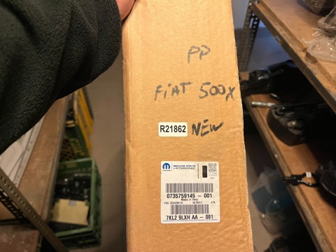 Listwa Fiat 500X 14-24r. NOWA prawa przednia nakładka rant nadkola błotnika zderzaka prawy przód 735759069