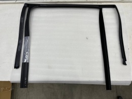 Uszczelka BMW X5 F15 X5M F85 13-18r. NOWA guma ramki szyby drzwi prawych tylnych prawy tył 7289668