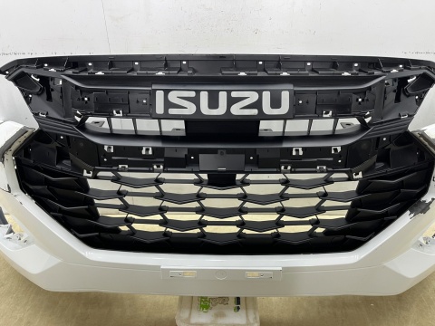 Zderzak przedni Isuzu D-Max DMax 3 III 23r.- Lift przód 
