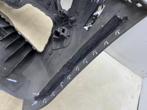 Zderzak przedni Maserati Ghibli 13-17r. Przedlift przód 6XPDC spryski 670010937