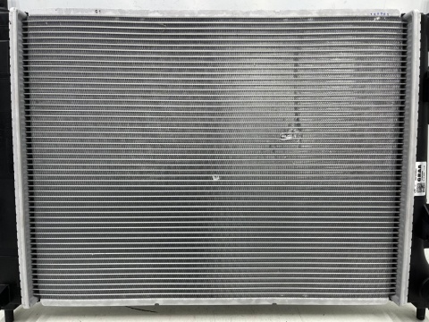 Chłodnica wody Hyundai i20 II GB 14-20r. 1.2b 1.4b benzyna 25310C8000