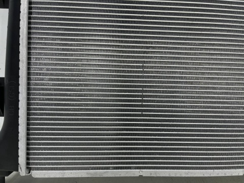 Chłodnica wody Hyundai i20 II GB 14-20r. 1.2b 1.4b benzyna 25310C8000